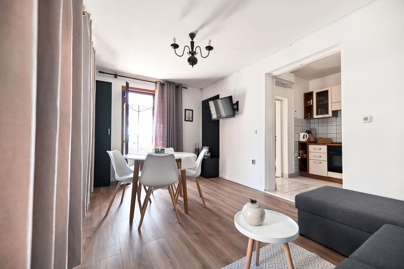 Apartment Rajna بيوغْغاد نا موغو المظهر الخارجي الصورة