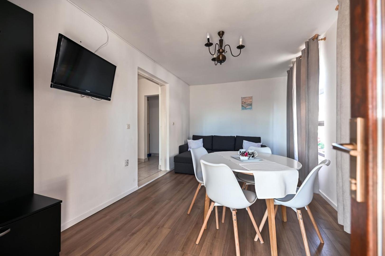 Apartment Rajna بيوغْغاد نا موغو المظهر الخارجي الصورة