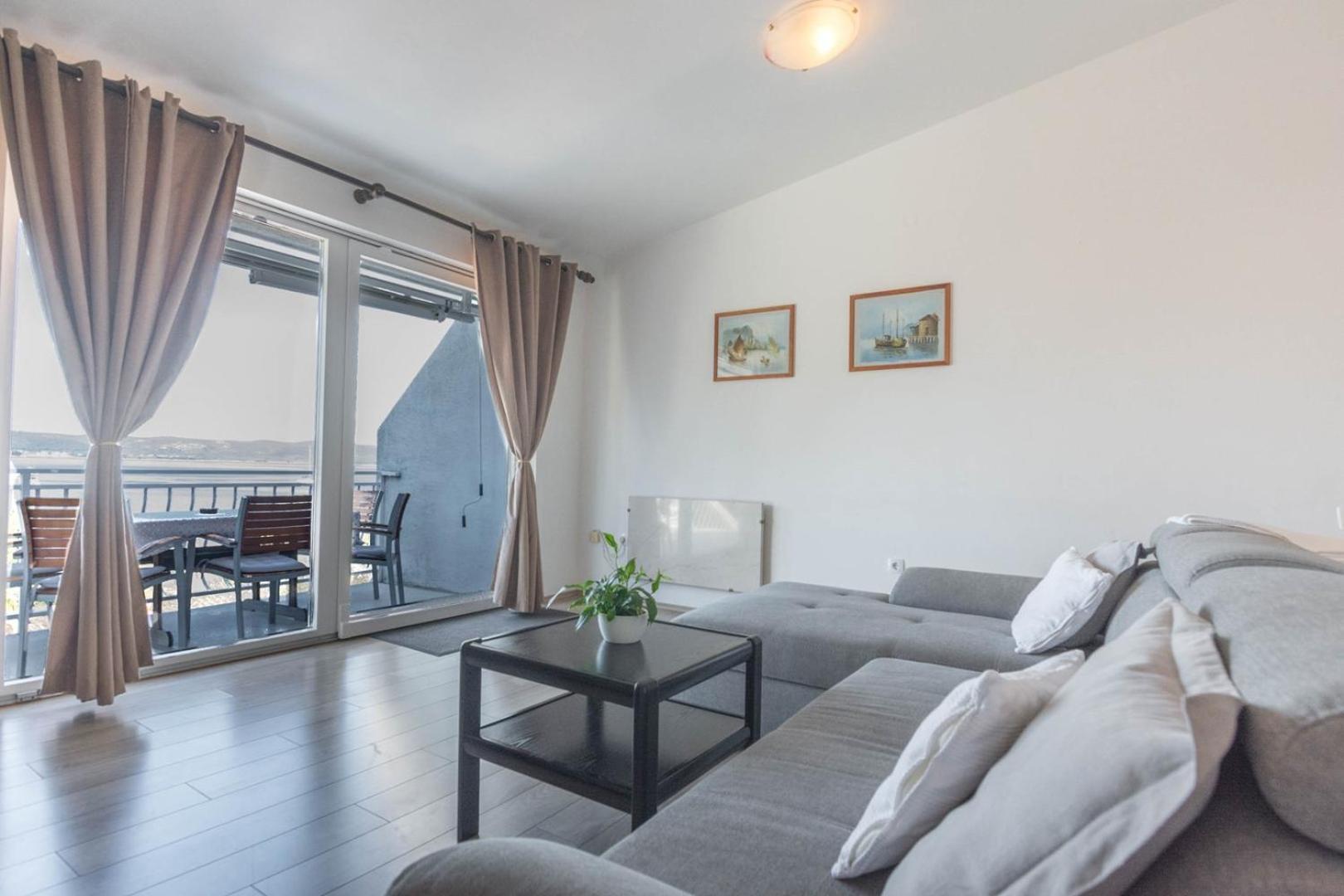 Apartment Rajna بيوغْغاد نا موغو المظهر الخارجي الصورة