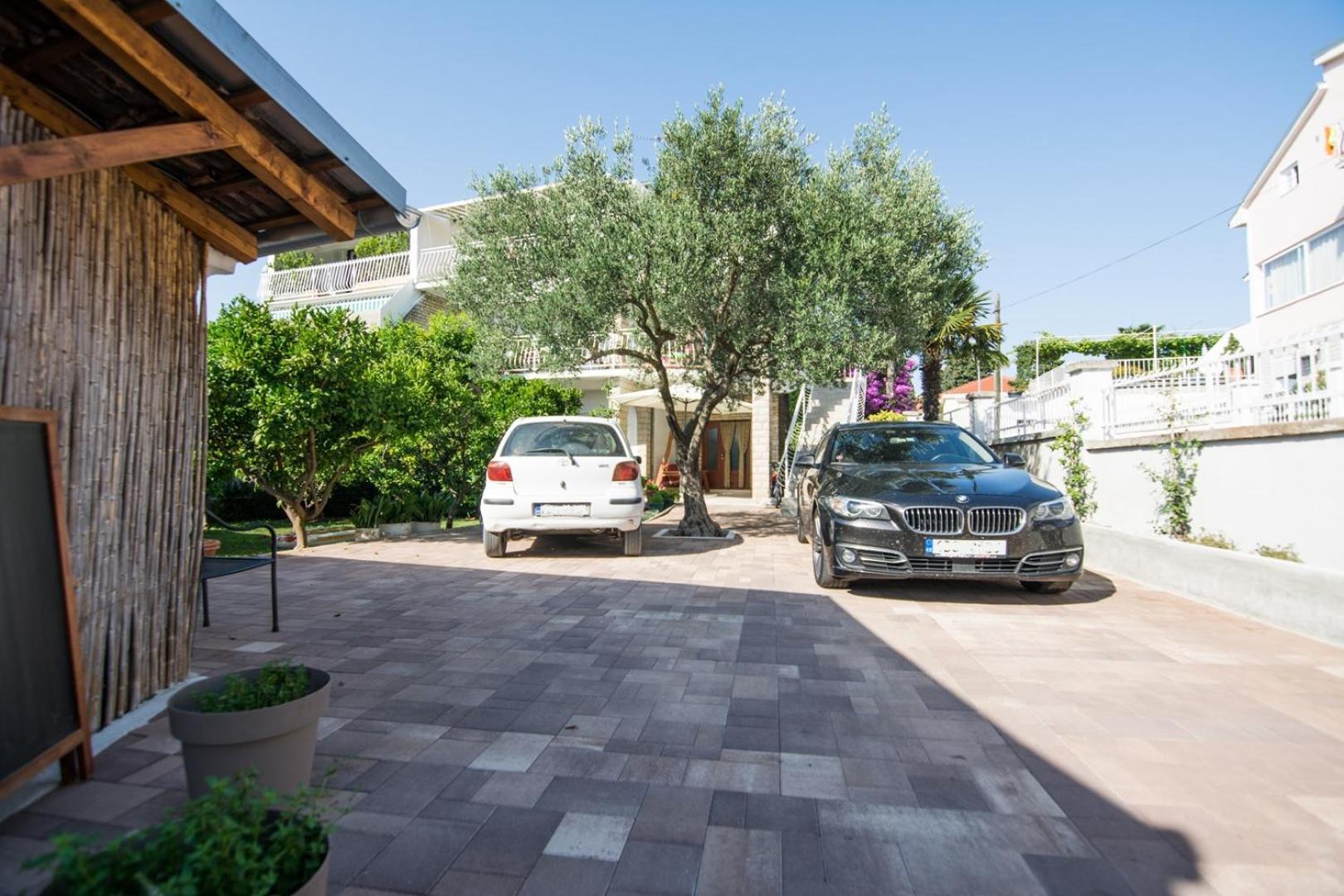 Apartment Rajna بيوغْغاد نا موغو المظهر الخارجي الصورة