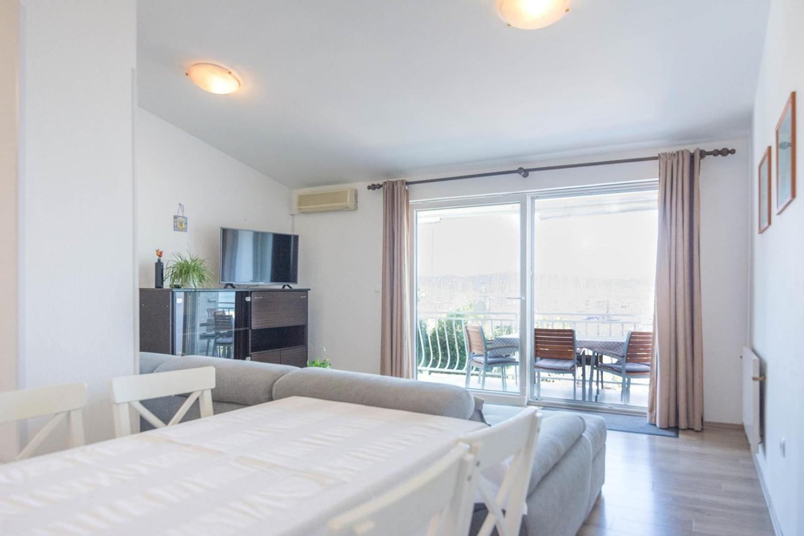 Apartment Rajna بيوغْغاد نا موغو المظهر الخارجي الصورة